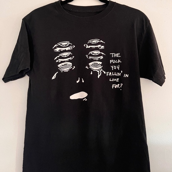 Hanes Tops - Small Black Hanes Graphic T Shit Unisex